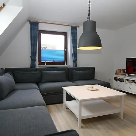 Nils Holgerson 1 * Хёрнум